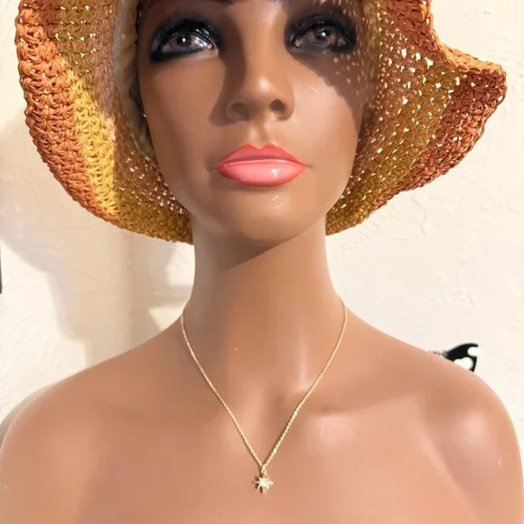 Gold Starburst Cz Necklace (n1) - Picture 8 of 8